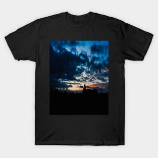 Twilight - landscape T-Shirt